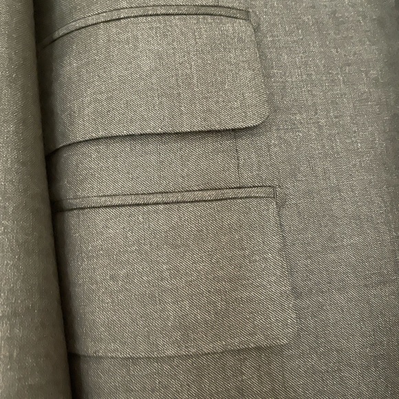 Tom Ford | 100% Authentic | Classic Men’s 56R 3-Piece Wool Suit - Picture 4 of 16